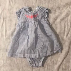 Carter’s pin stripe bodysuit, 6m
